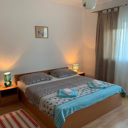 Danijela Apartment Mali Losinj Ngoại thất bức ảnh