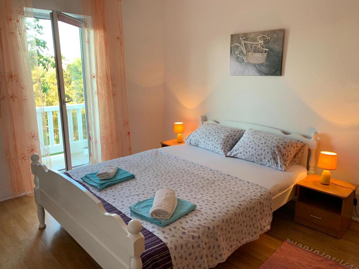 Danijela Apartment Mali Losinj Ngoại thất bức ảnh