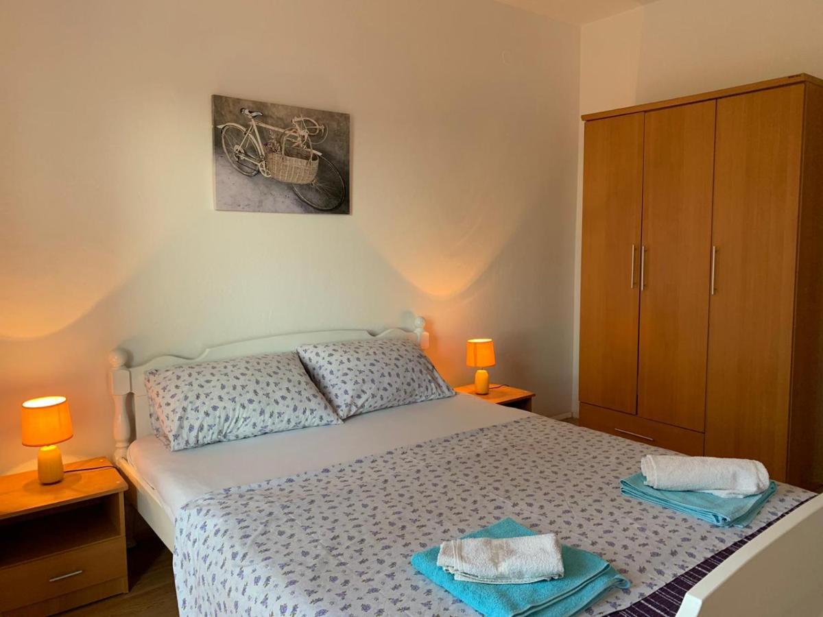 Danijela Apartment Mali Losinj Ngoại thất bức ảnh