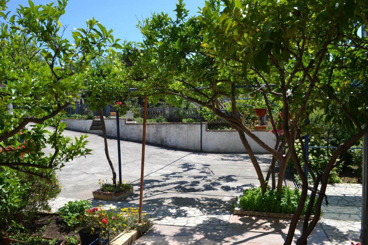 Danijela Apartment Mali Losinj Ngoại thất bức ảnh