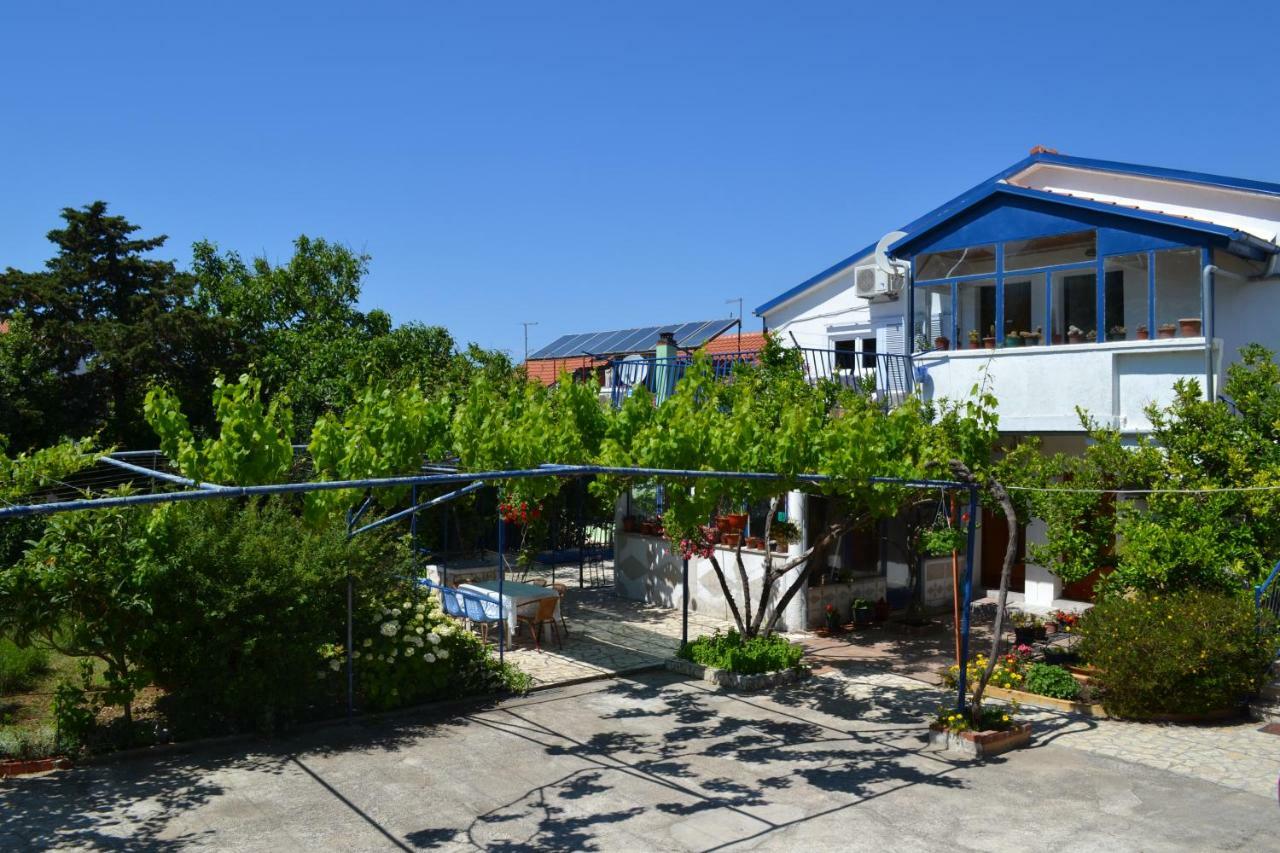 Danijela Apartment Mali Losinj Ngoại thất bức ảnh